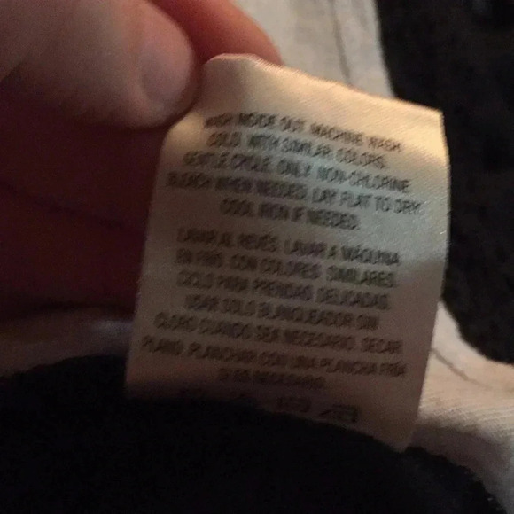 Covington lace flared bottom top - Picture 6 of 6